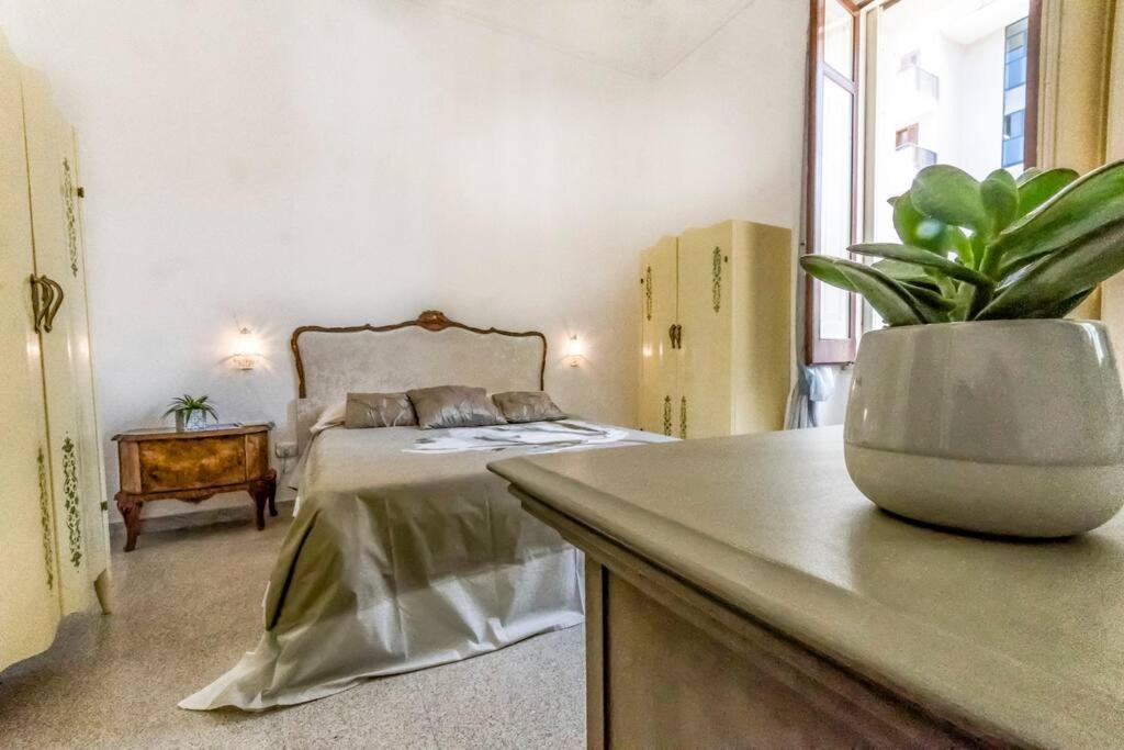 Mary'S House Apartment เลชเช ภายนอก รูปภาพ