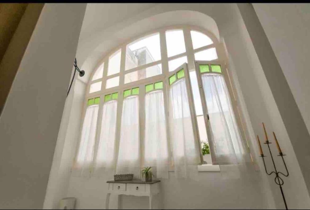 Mary'S House Apartment เลชเช ภายนอก รูปภาพ